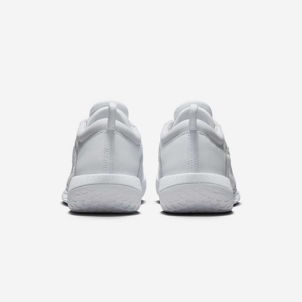 나이키 DV3282-101 우먼스 줌 코트 NXT