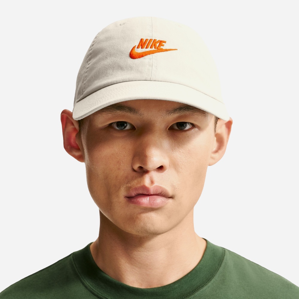 나이키 FB5368-072 클럽 언스트럭처 퓨추라 워시 캡
