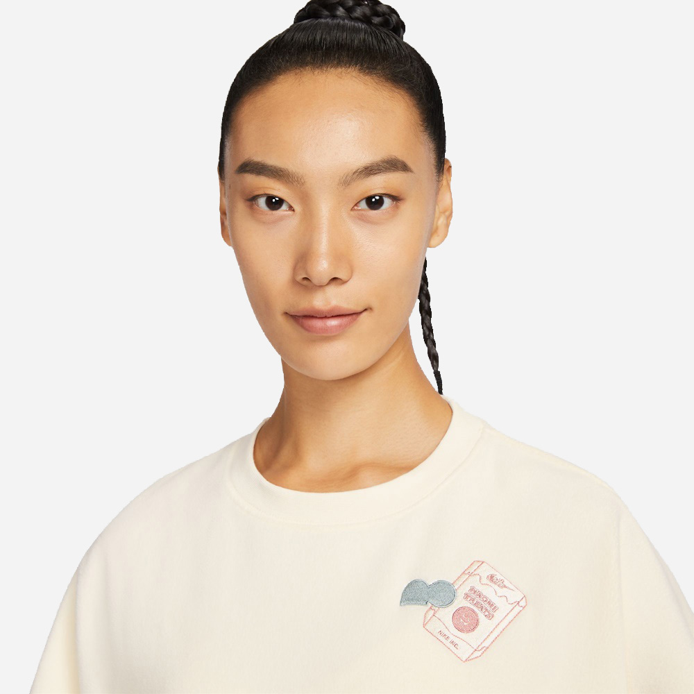 나이키 FD5505-110 나이키 우먼스 오사카 피닉스 플리스 크루넥 스웻셔츠 나이키 FD5505-110 나이키 우먼스 오사카 피닉스 플리스 크루넥 스웻셔츠