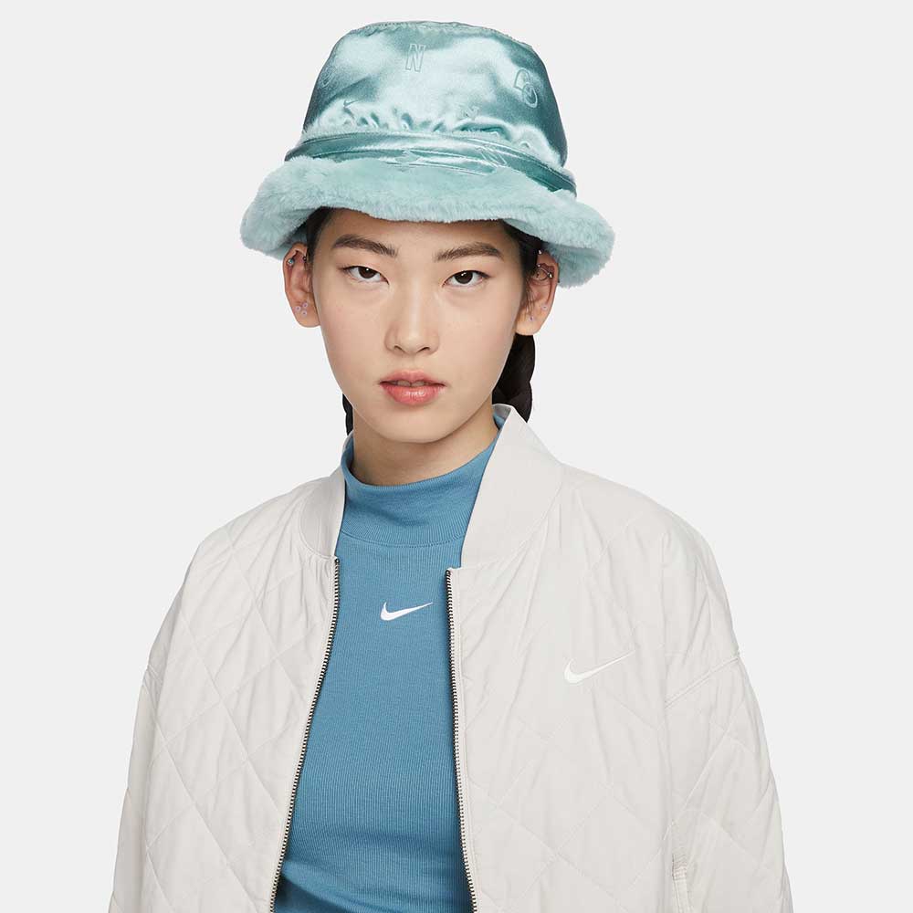 나이키 FJ6302-309 오사카 나오미 플리스 버킷 햇