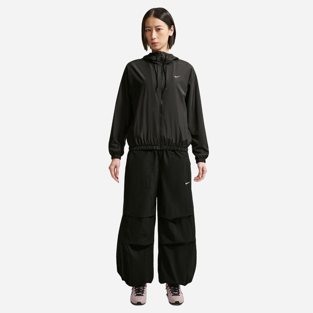 나이키 IM8162-010 스포츠웨어 루즈 후드 UV 재킷 우먼스 나이키 IM8162-010 스포츠웨어 루즈 후드 UV 재킷 우먼스