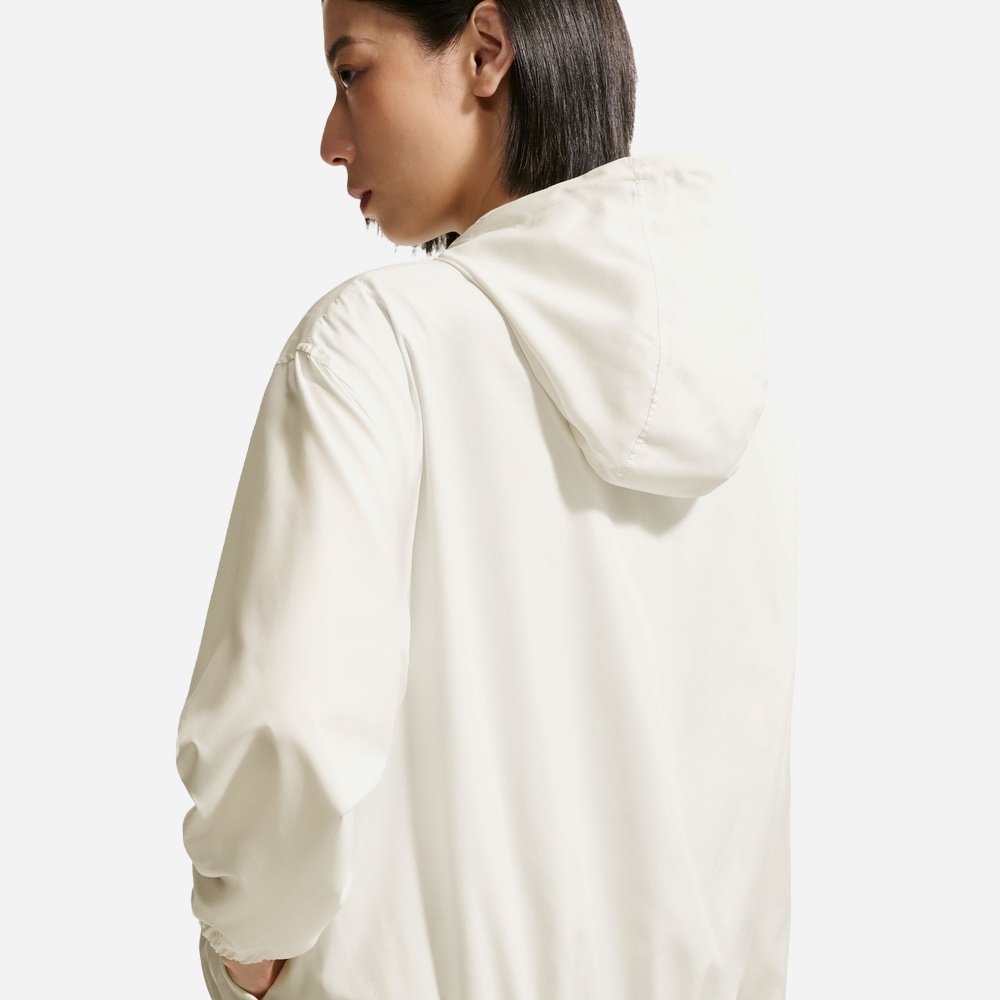 나이키 IM8162-133 스포츠웨어 루즈 후드 UV 재킷 우먼스 나이키 IM8162-133 스포츠웨어 루즈 후드 UV 재킷 우먼스
